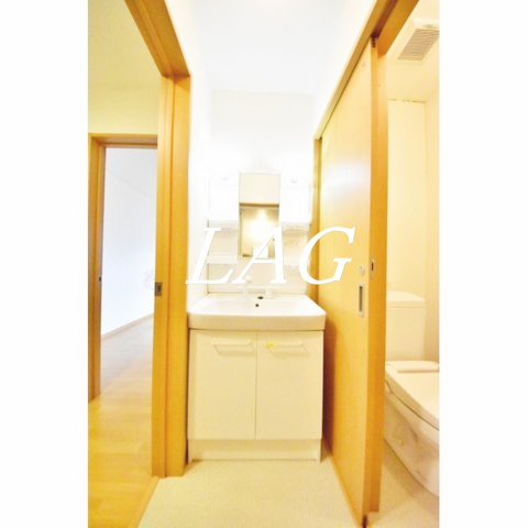 洗面設備　洗面台です。