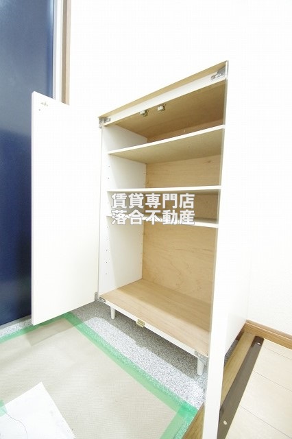収納　シューズボックス