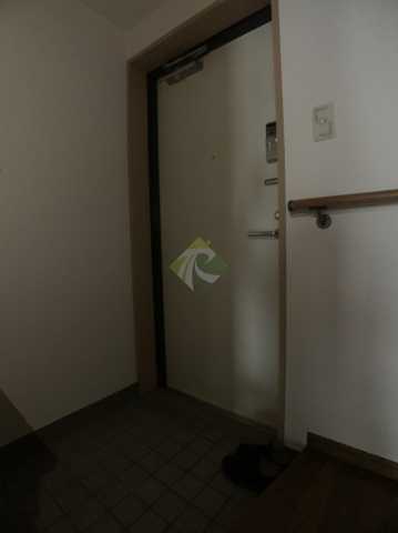 玄関　シャルマン