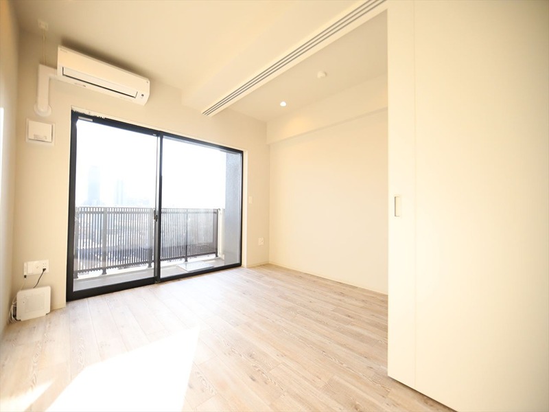 居室・リビング　LDK7.9帖　洋室3.3帖　仕切ってもつなげても使えます