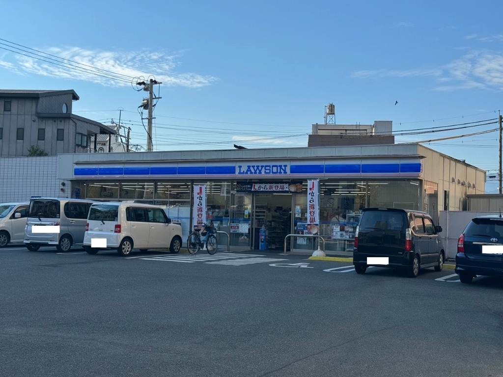 コンビニ　ローソン日田中央（コンビニ）まで662m