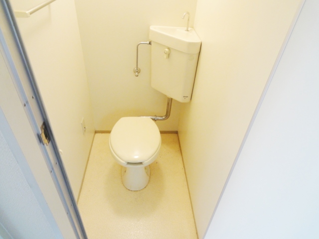 トイレ　同物件別号室