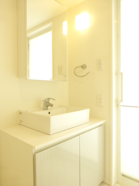 洗面設備　洗面所です