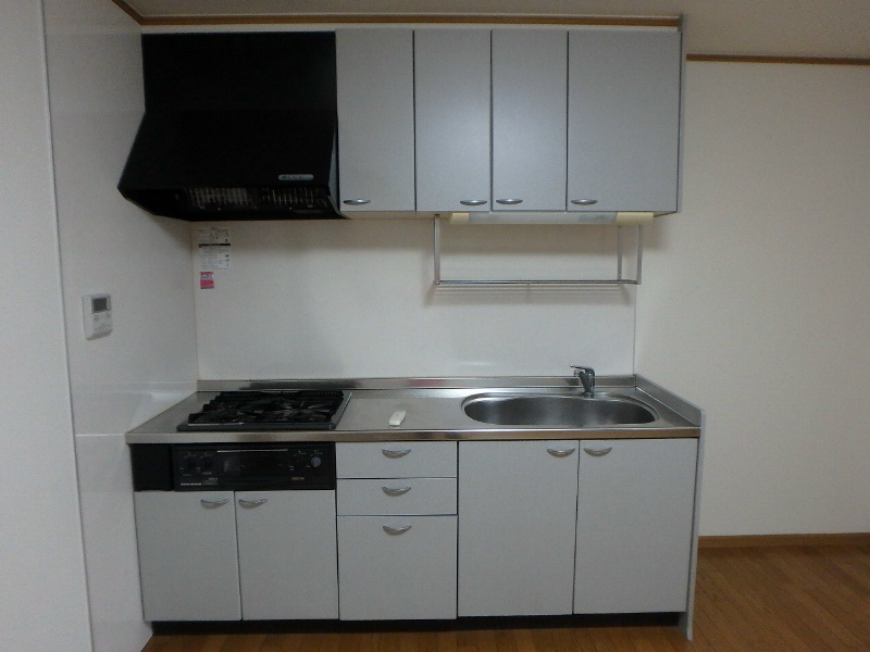 キッチン　※別部屋参考写真