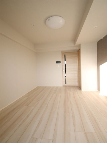 居室・リビング　エアコン・照明器具付