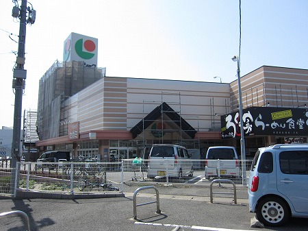 スーパー　マルショク富野店（スーパー）まで696m