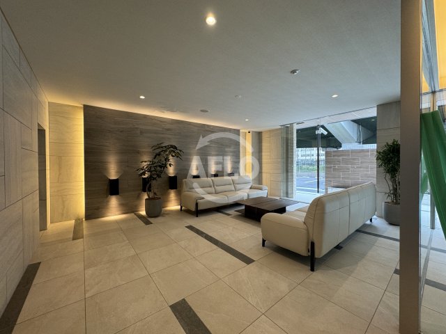 ロビー　スプランディッド難波WESTII　ロビー