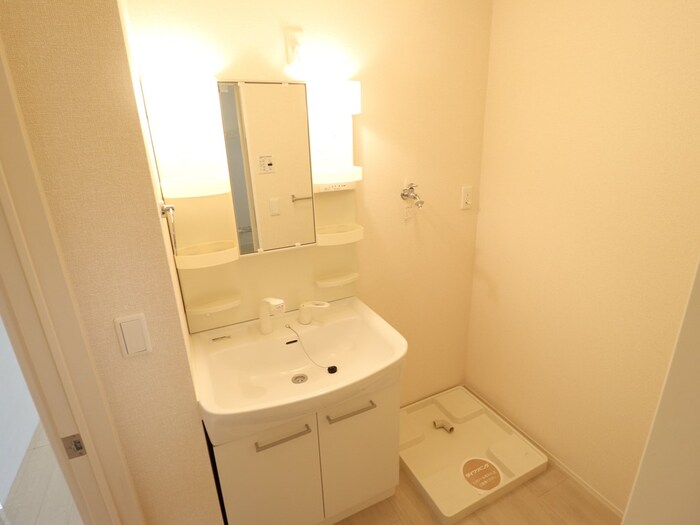 洗面設備　広い洗面スペース