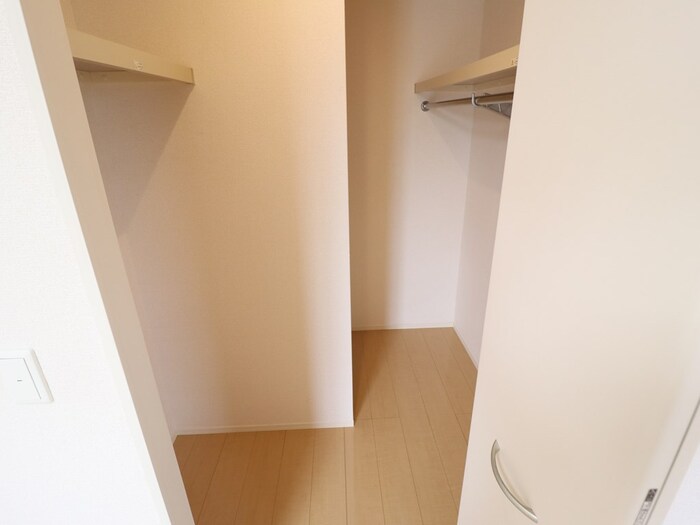 収納　たっぷりとした収納スペースです