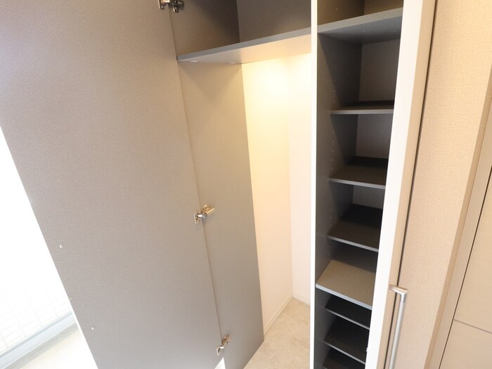 玄関　シューズクロークです