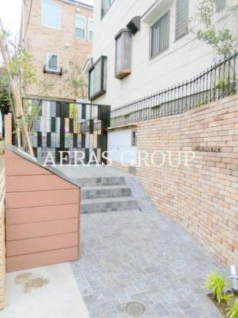 ロビー　入り口部分