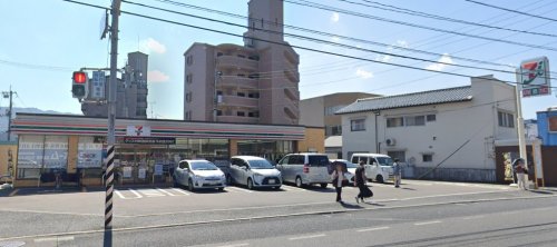 コンビニ　セブン‐イレブン 広島西原６丁目店（コンビニ）まで108m