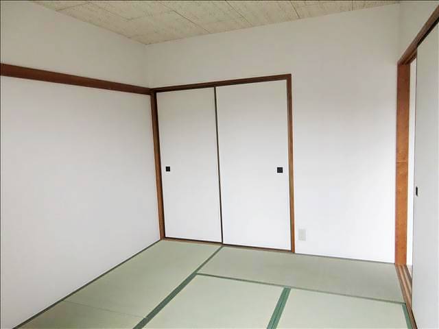 その他部屋・スペース　収納スペース付きの和室です。