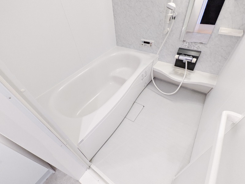 バス・シャワールーム　図面と現状に相違がある場合には現状を優先