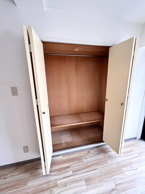 収納　明るいお部屋