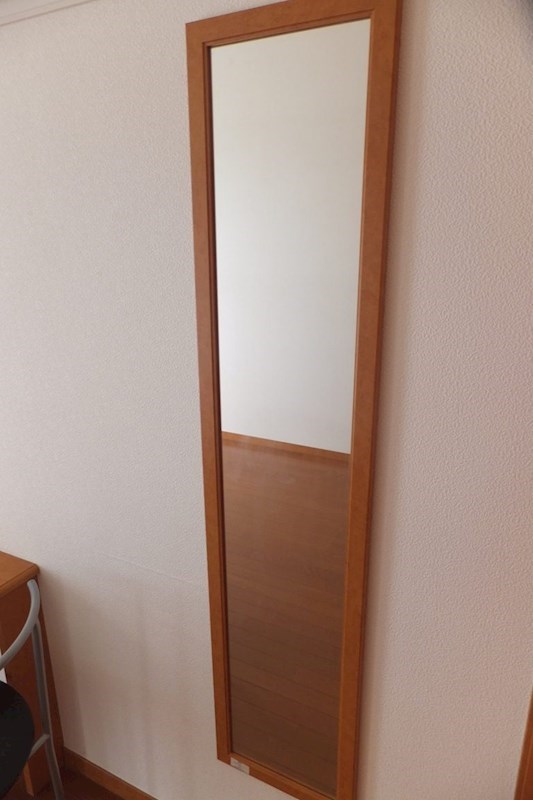その他設備　姿見もあります