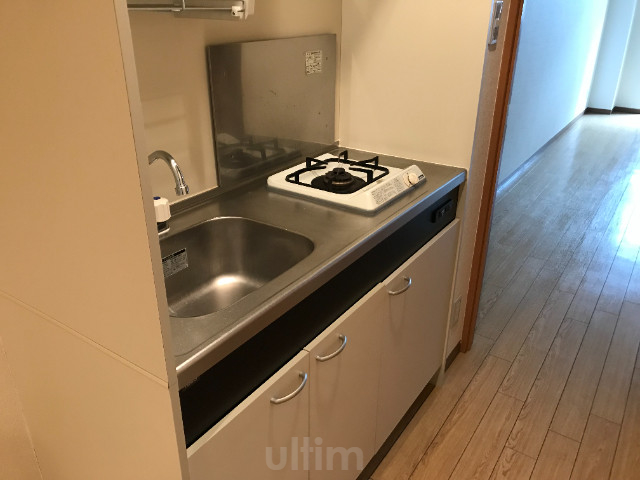 キッチン　※同タイプの他のお部屋です