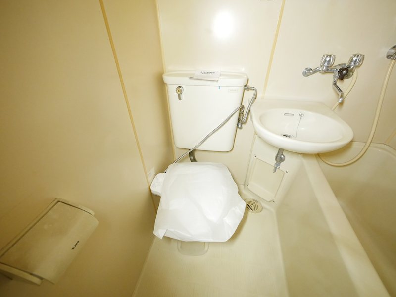 トイレ　水洗浄便座