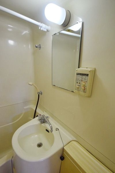 洗面設備　～歯磨きや洗顔はこちらでどうぞ～