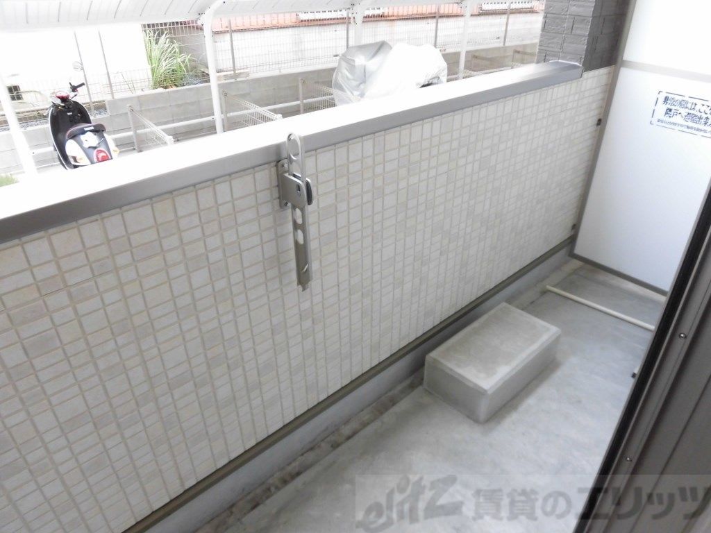 バルコニー　バルコニー