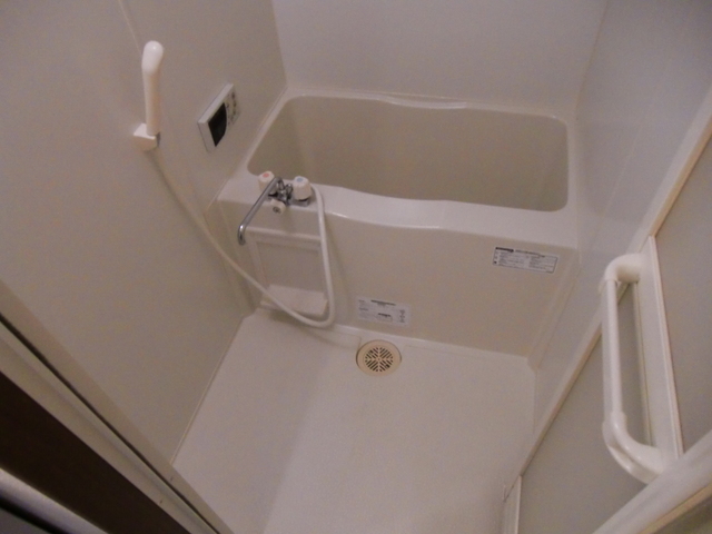 バス・シャワールーム　浴室
