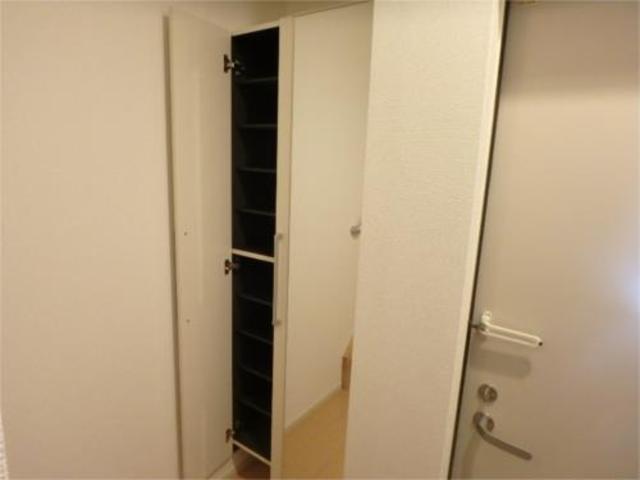 玄関　シューズボックス