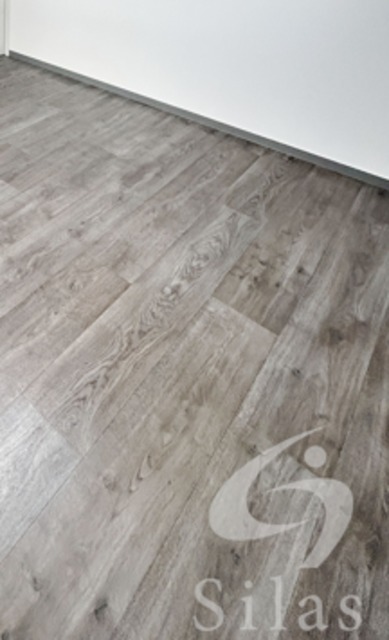 居室・リビング　同仕様