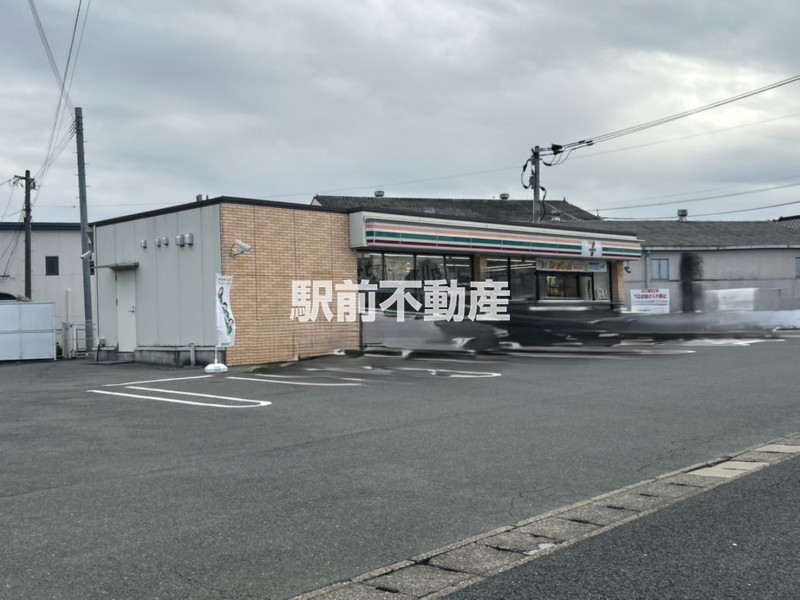 コンビニ　セブンイレブン神埼市役所前店（コンビニ）まで800m