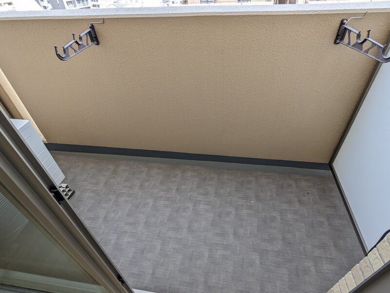 バルコニー　同物件別部屋写真