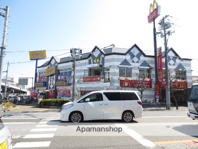 飲食店　（飲食店）まで109m