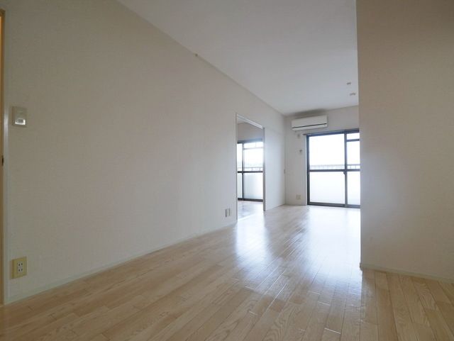 居室・リビング　★洋室です★