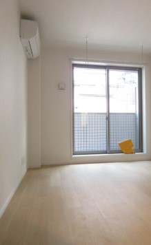 居室・リビング　☆明るい居室☆