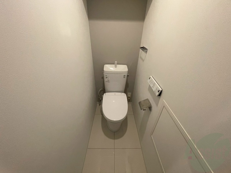 トイレ　こちらはトイレです。清潔感があり、安心して使用できます。