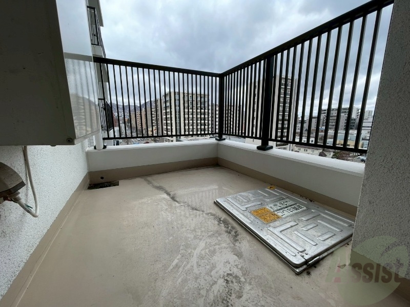 バルコニー　バルコニーです。洗濯物を干したり一息ついたりできますね！