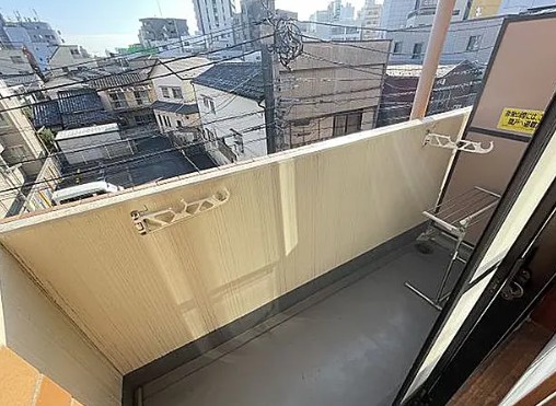 バルコニー　写真は同タイプ住居です。
