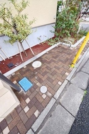 ロビー　駐輪場有り