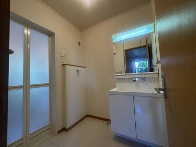 洗面設備　洗面化粧台