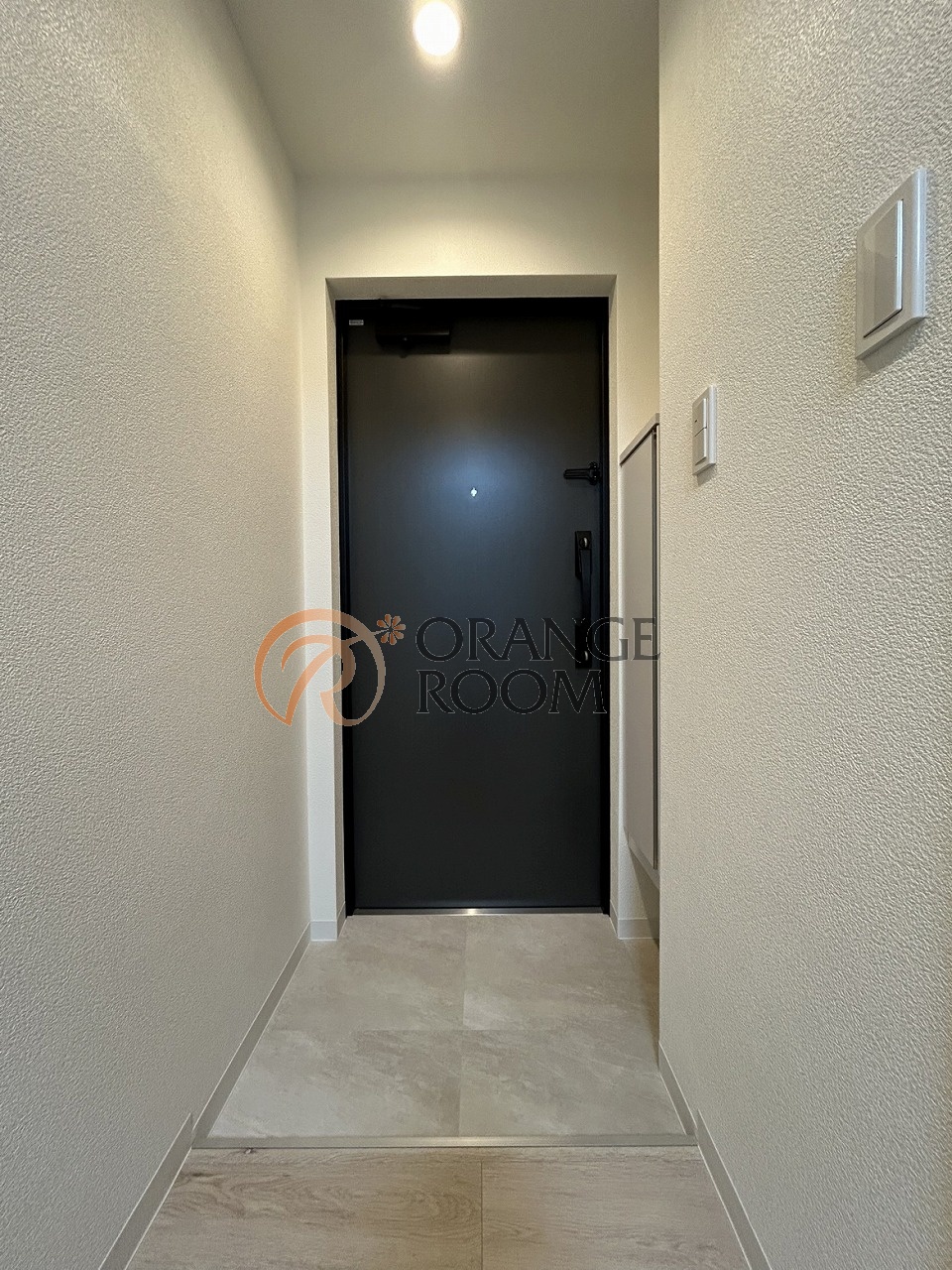 玄関　イートス本郷