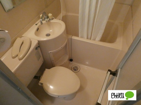 バス・シャワールーム　同物件別室写真