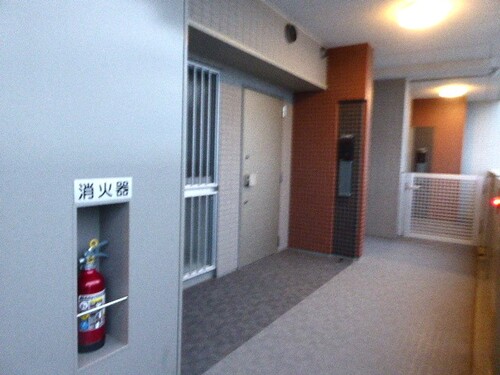 玄関　玄関前　※前回募集時2024年10月の写真