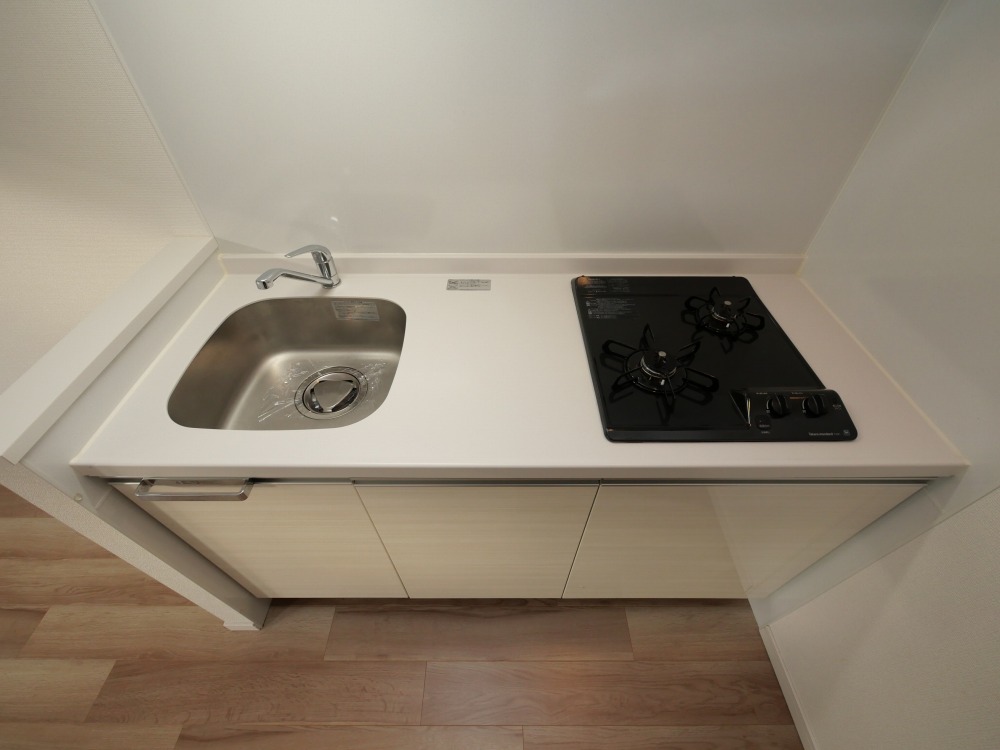 キッチン　コンパクトなキッチンで掃除もラクラク