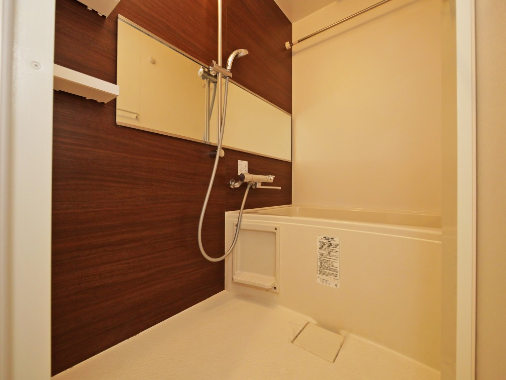 バス・シャワールーム　お風呂で日々の疲れを落としましょう