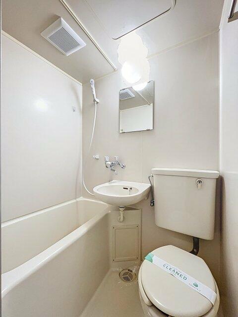 バス・シャワールーム