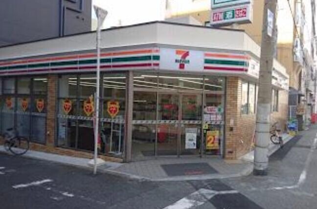 コンビニ　セブンイレブン大阪安堂寺町1丁目店（コンビニ）まで58m