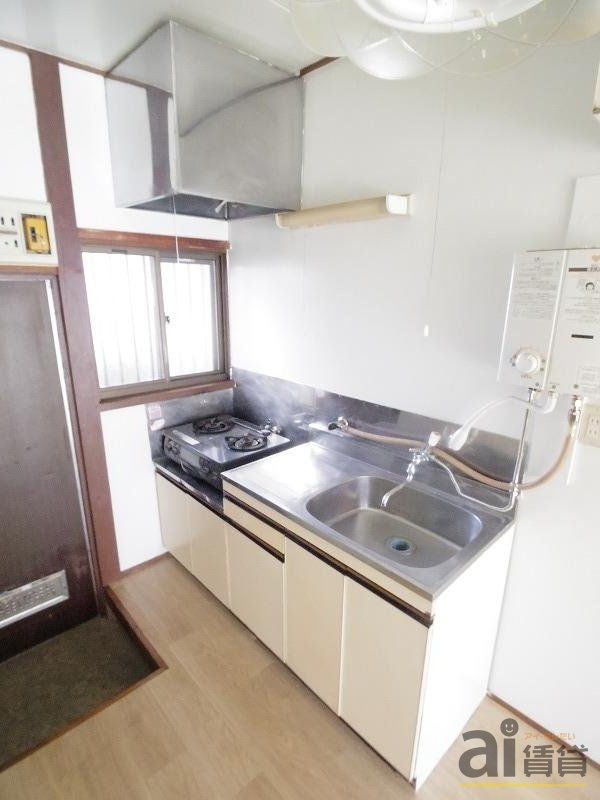 キッチン　バルコニー