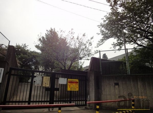 小学校　東村山市立東萩山小学校（小学校）まで1660m