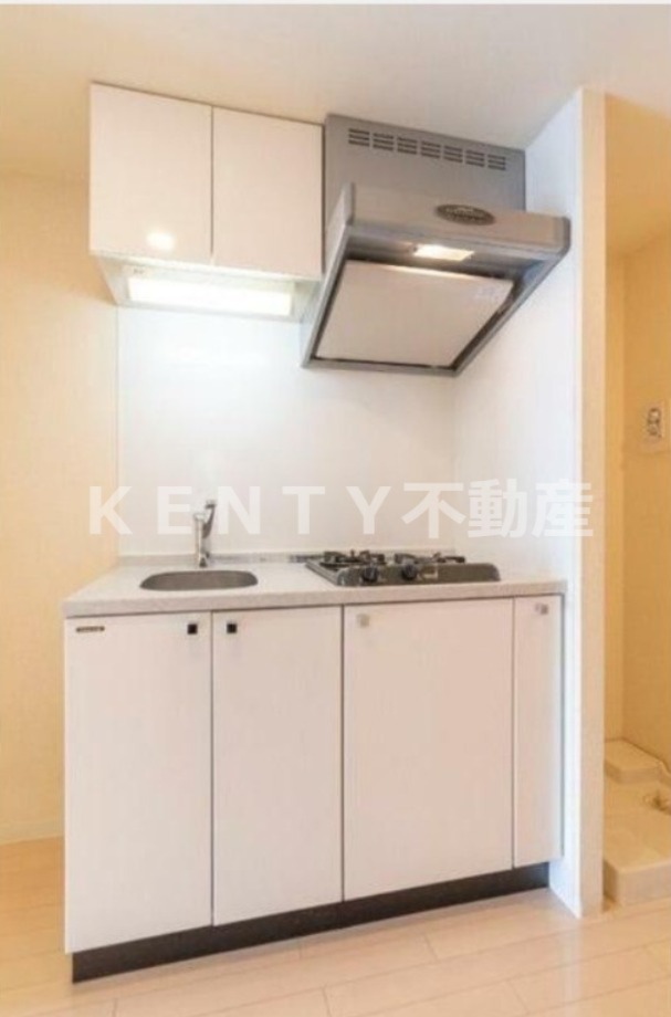 キッチン　コンパクトなキッチンで掃除もラクラク