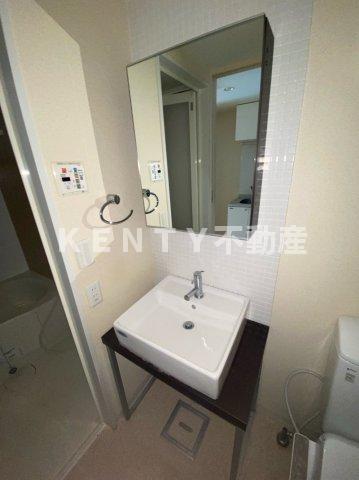 洗面設備　使いやすい洗面所です