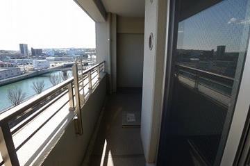 バルコニー　現状優先です。