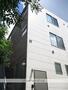 新高円寺駅より徒歩4分 築8年4ヶ月 3階建の賃貸物件